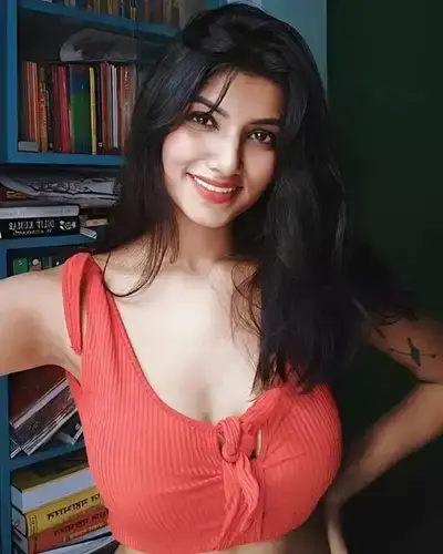 Escort Ghayathi